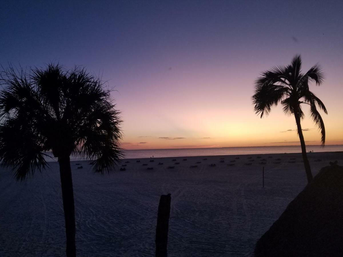 Carousel Beach Inn Fort Myers Beach Dış mekan fotoğraf