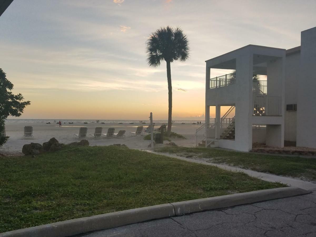 Carousel Beach Inn Fort Myers Beach Dış mekan fotoğraf