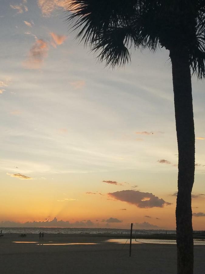 Carousel Beach Inn Fort Myers Beach Dış mekan fotoğraf